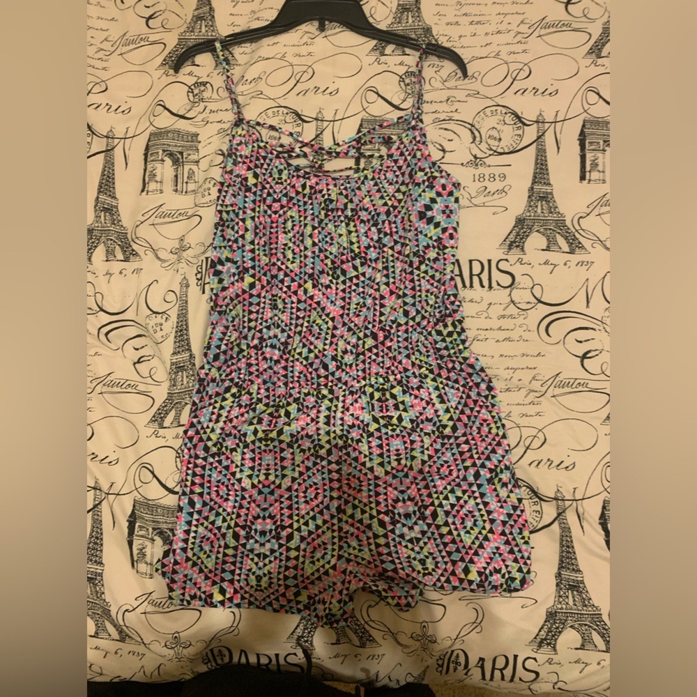 Arizona Jean Company Vibrant Geometric Pattern Shorts